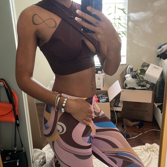 ✨🤍Brown Cross Wrap Crop Tank Top🤍✨ - Picture 7 of 7